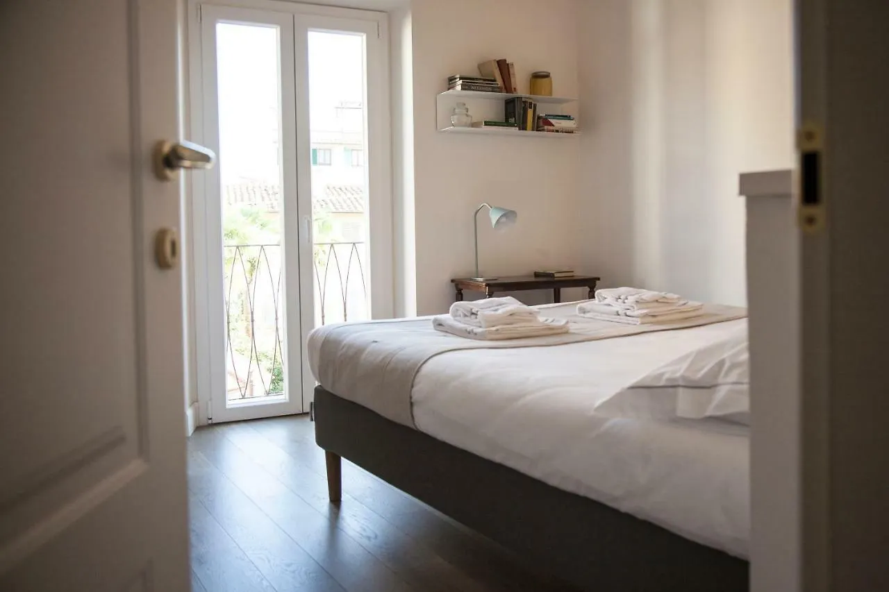 Pietrapiana Boutique Apartments Флоренция Италия